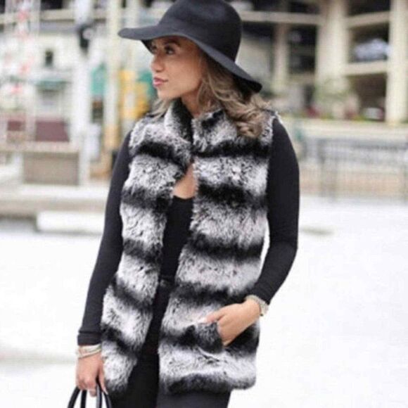 Rachel Zoe black white striped faux fur sleeveless outerwear vest - Picture 1 of 6
